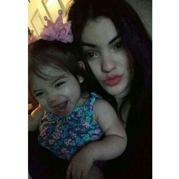 Meet your Posher, Maria - Picture 1 of 1